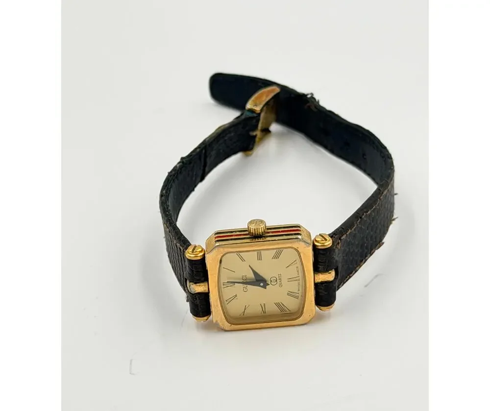 Vintage Swiss Gucci Gold Plated Women Ladies Watch For Parts Or Repair